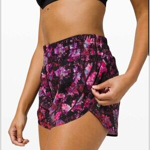 Lululemon Track That High-Rise Short 3" Lined Size 8 Floral Multi Pink